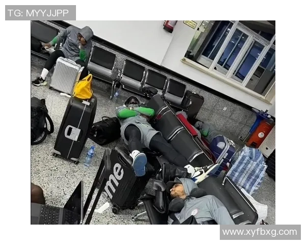 足球明星悄然现身为粉丝庆生送惊喜感动全场的温馨瞬间